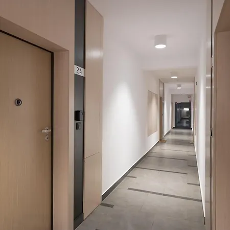 Royal Wilanow Deluxe Apartment Warsaw Exterior photo